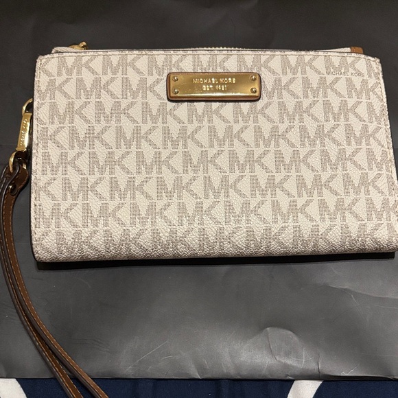 Michael Kors Signature Beige and Brown Wristlet - Picture 1 of 9